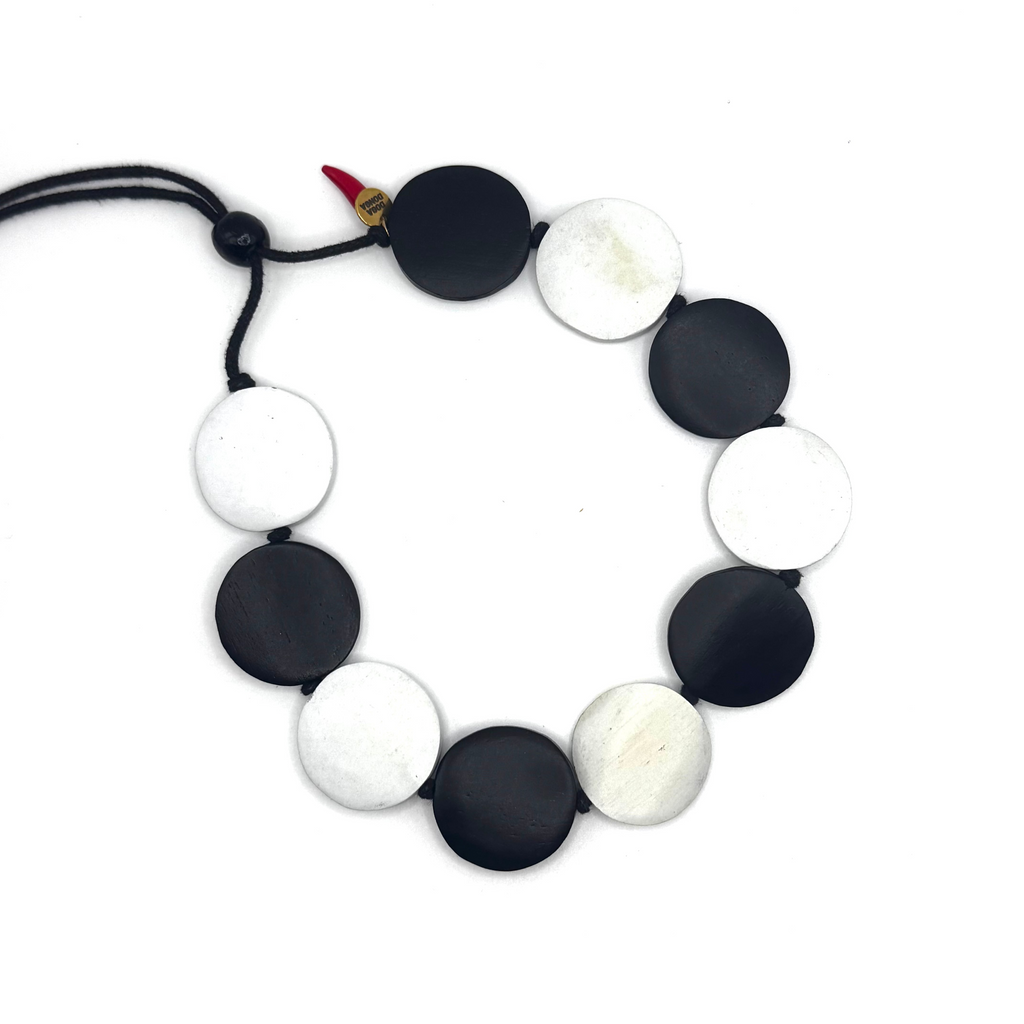 Collar Gili Negro