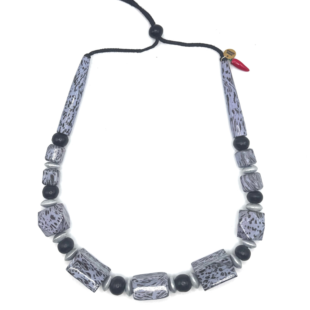 Collar Kenanga Gris Hielo