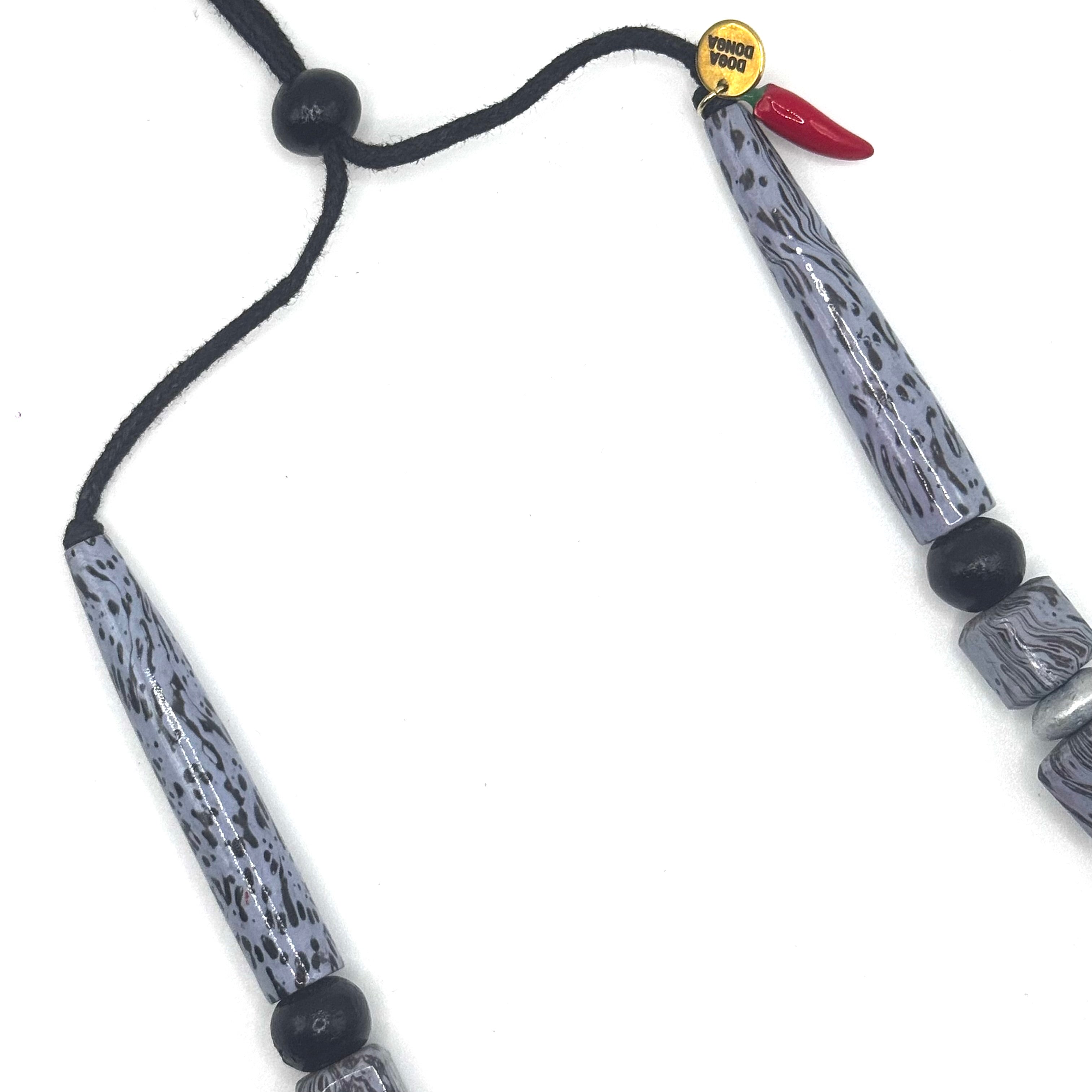 Collar Kenanga Gris Hielo