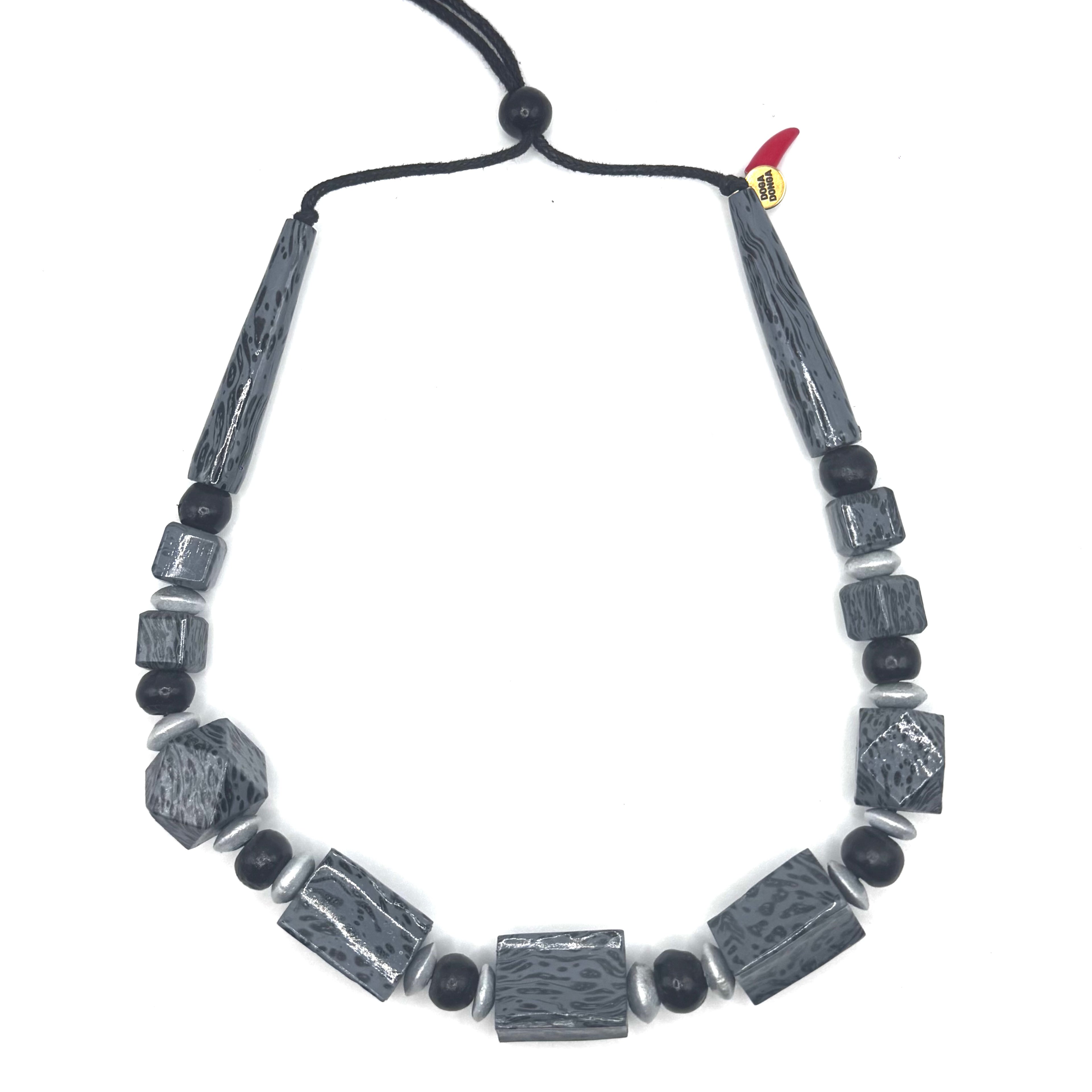 Collar Kenanga Gris