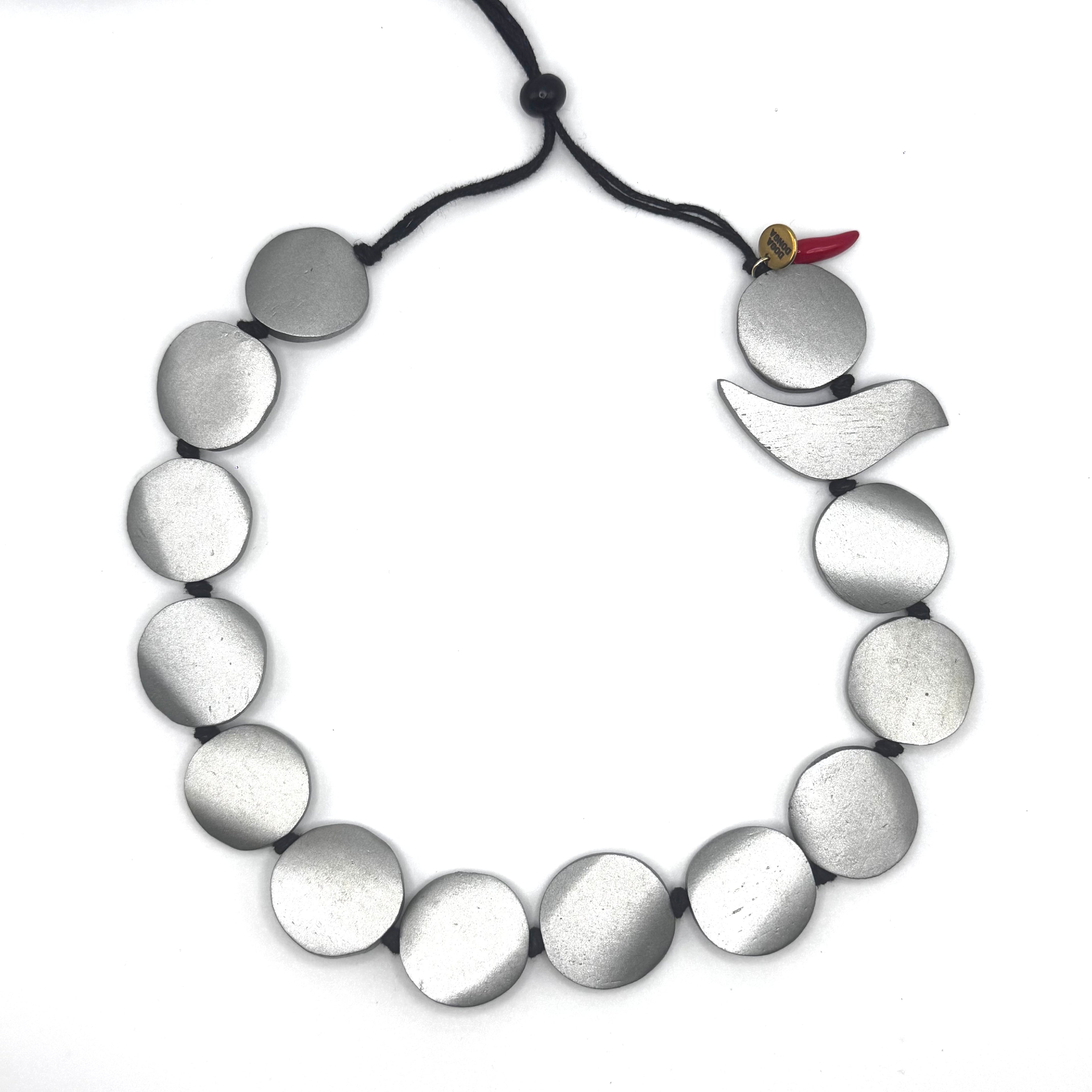 Collar Kecil Plateado