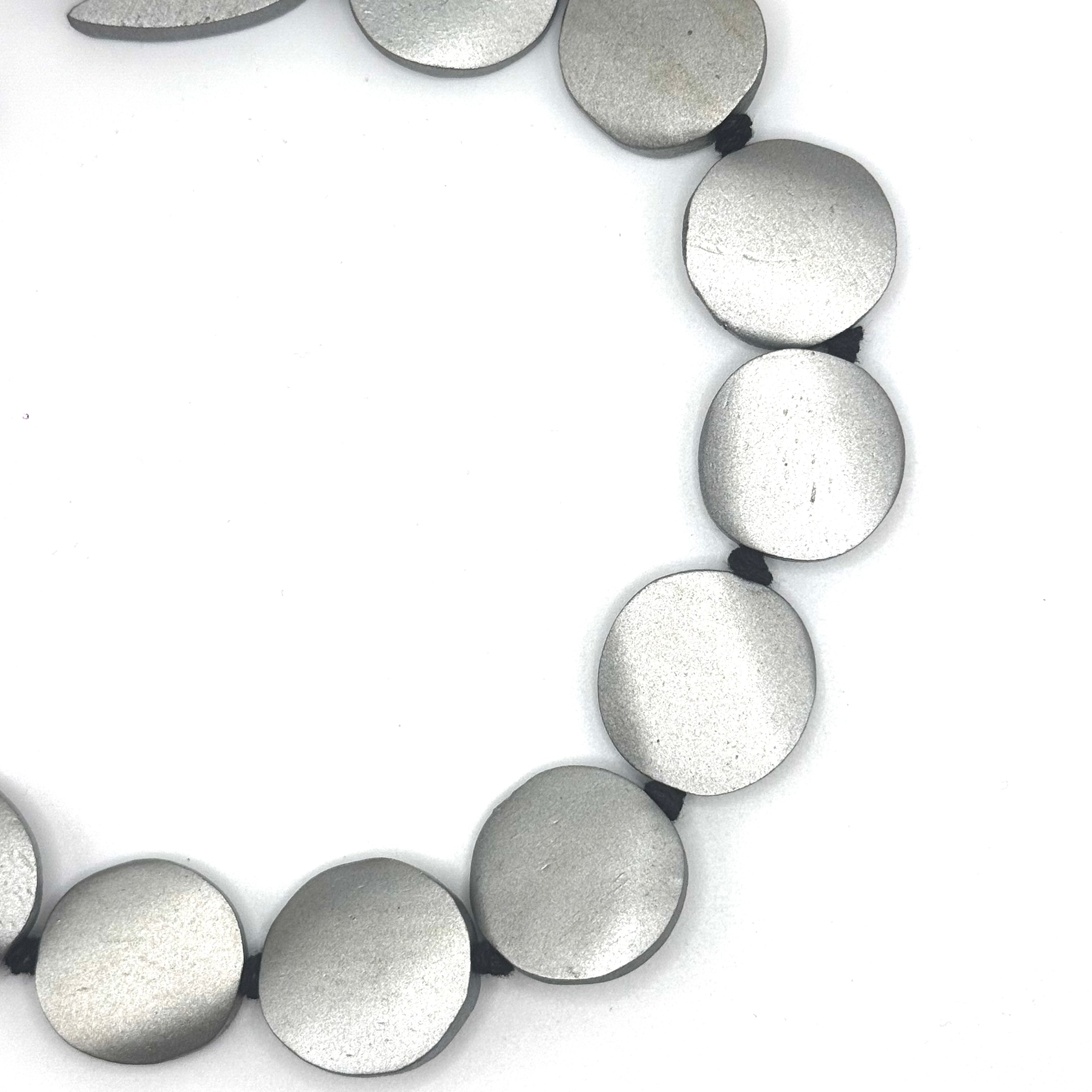 Collar Kecil Plateado