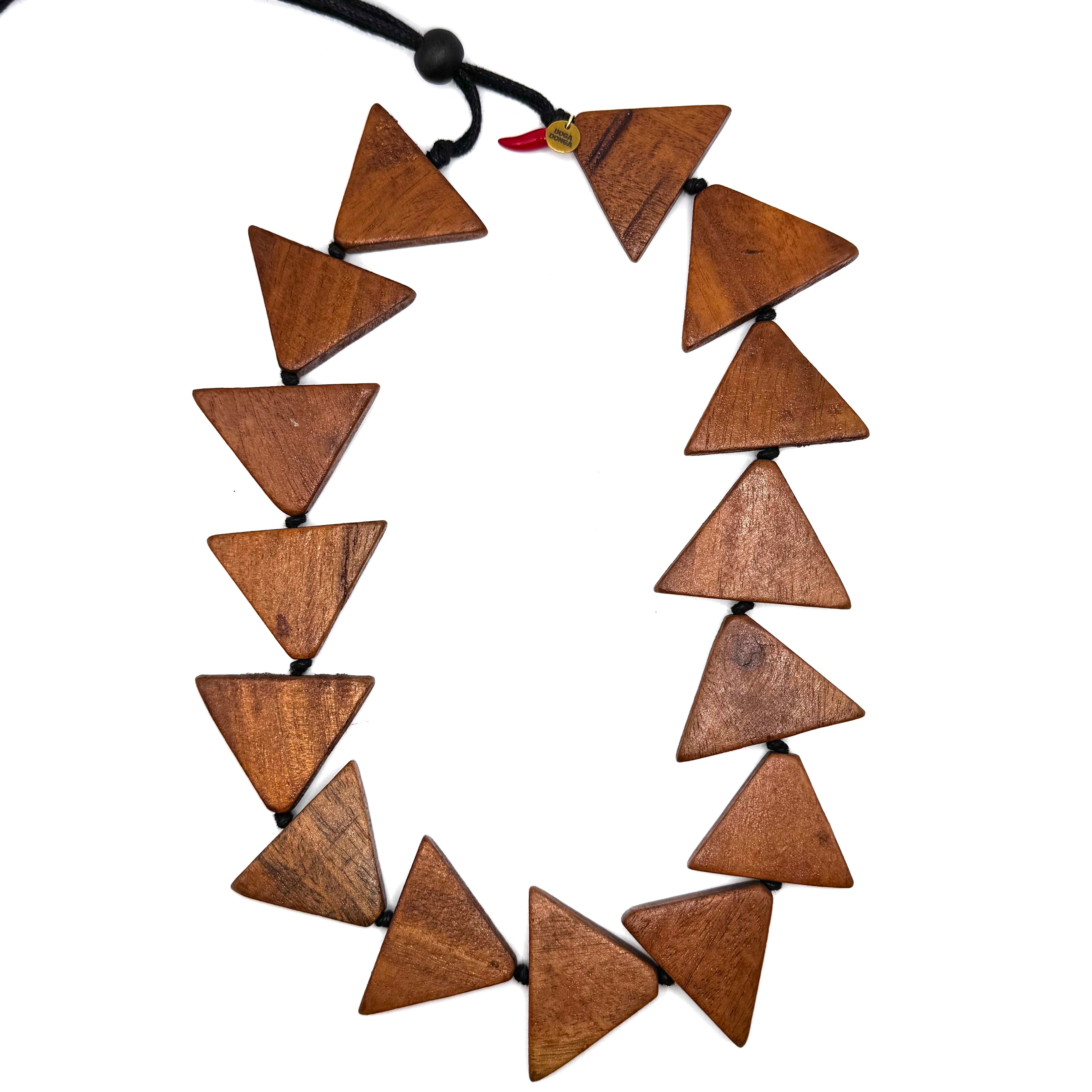 Collar Segitiga Natural Oscuro