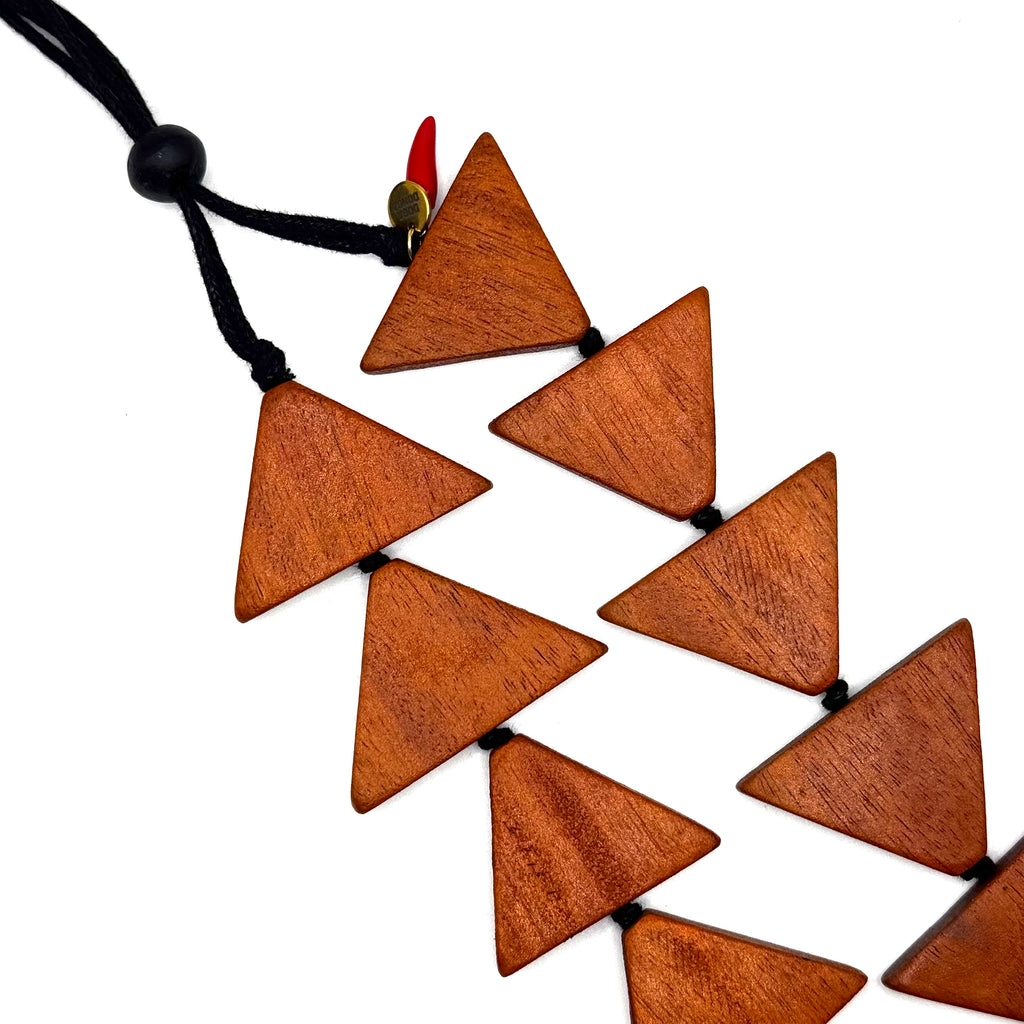 Collar Segitiga Natural