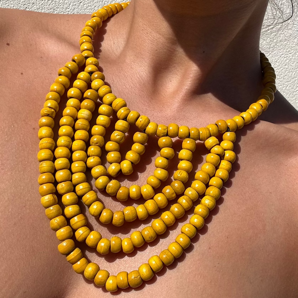 Collar Cahaya Amarillo