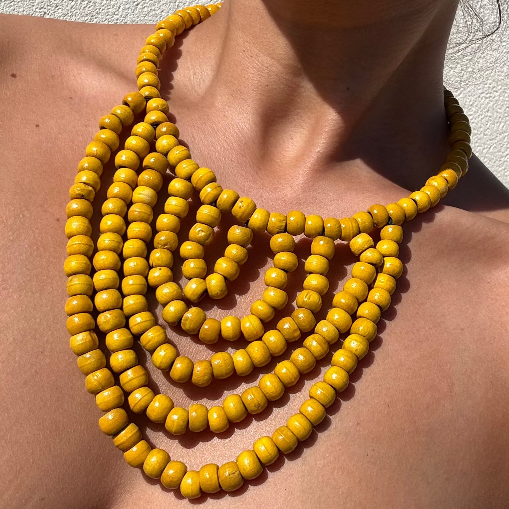 Collar Cahaya Amarillo